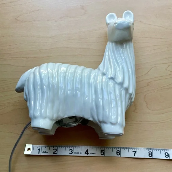 Llama lamp - Picture 10 of 10